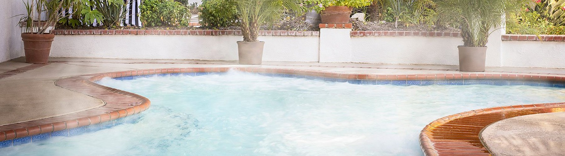 Hot and Cold Plunge Pools
